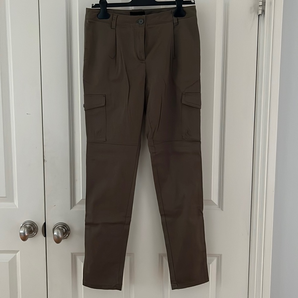 Stretch cargo pants